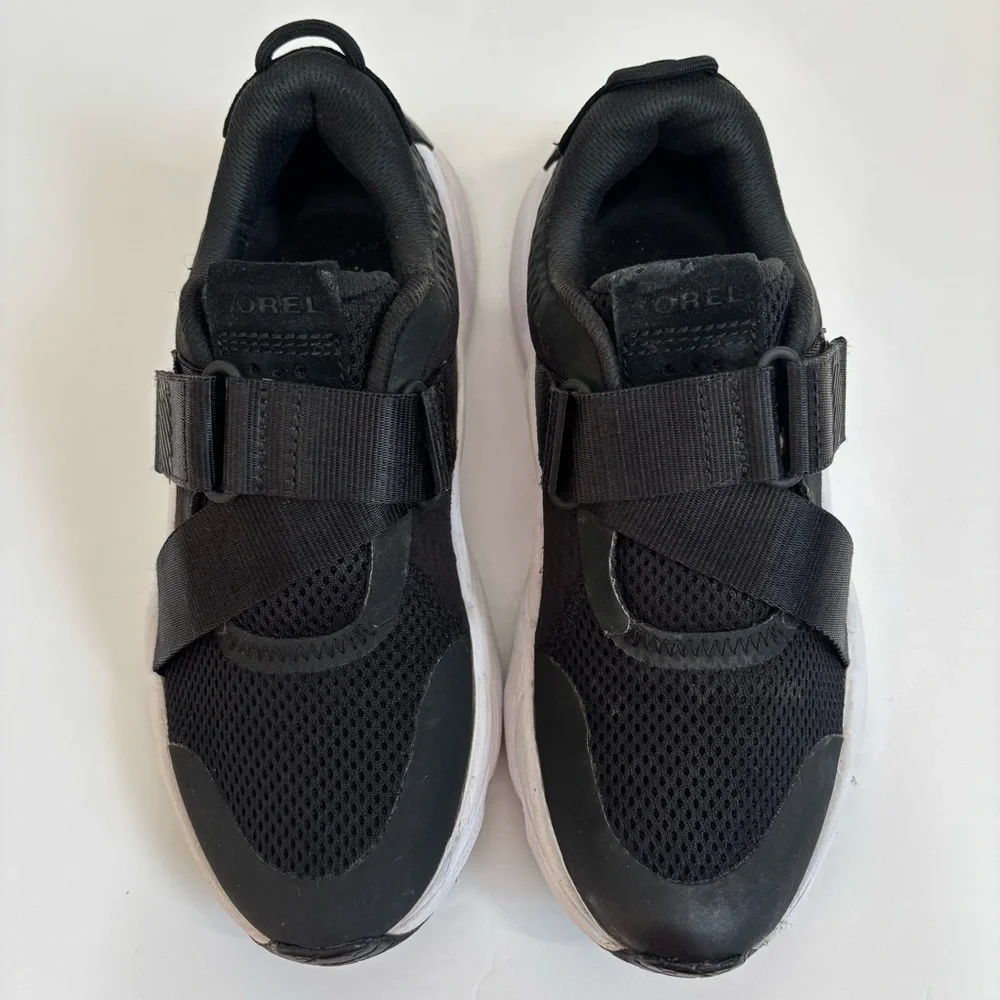 Sorel Kinetic RNEGD Sneakers Black White Hook & Loop Strap Athletic Shoes 6.5